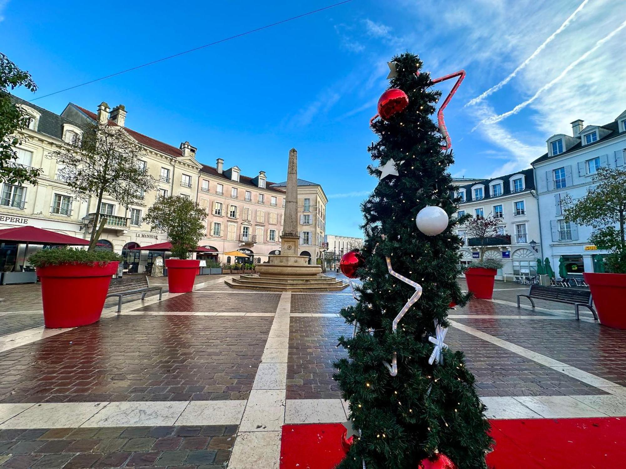 Appt Vue Place De Toscane - 4Min Disneyland-Paris Serris Esterno foto